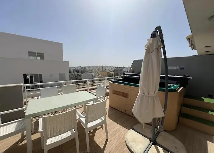 Apartamento Amazing Spacious With Bbq & Jacuzzi St. Julian's