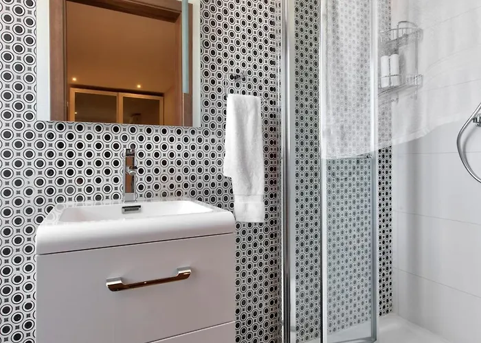 Amazing Spacious With Bbq & Jacuzzi سانت جوليان