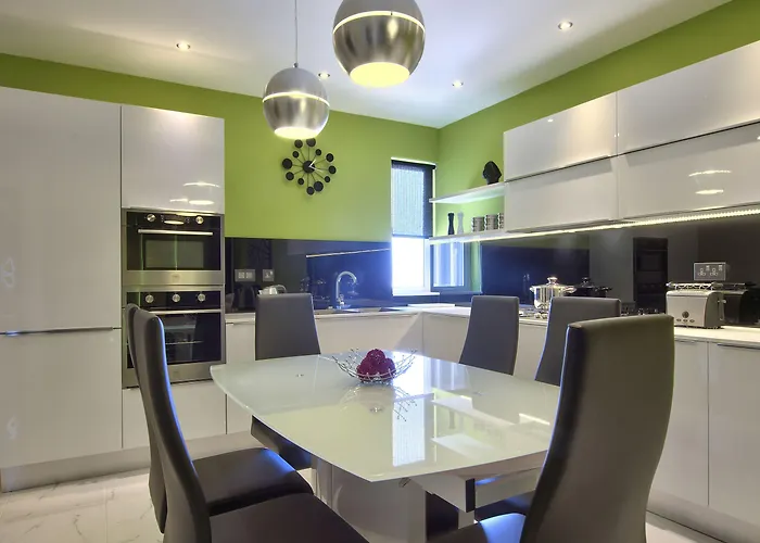 Amazing Spacious With Bbq & Jacuzzi Apartamento St. Julian's