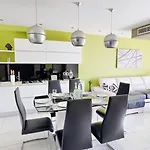 Amazing Spacious With Bbq & Jacuzzi * Saint Julian's